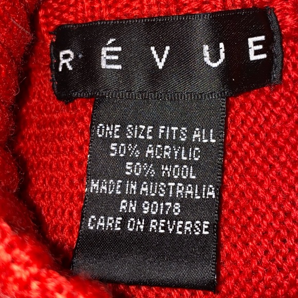 Revue Red Wool Blend Sweater Poncho Cape - Picture 2 of 2